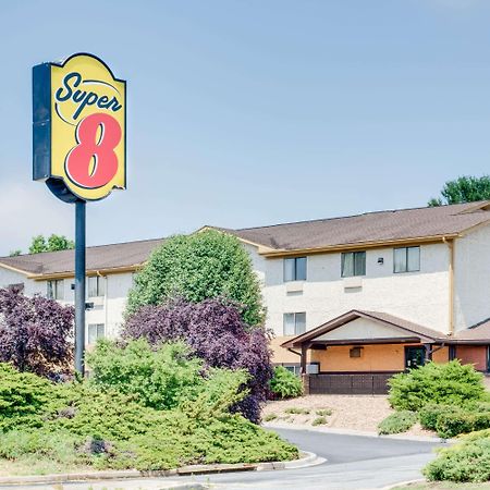 Super 8 By Wyndham Hagerstown I-70 Motel Buitenkant foto